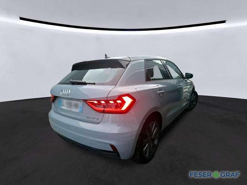 Gebraucht Audi A1 Sportback Advanced 110 PS (80 kW) 2023 Pfeilgrau perleffekt/mythosschwarz metallic Kleinwagen