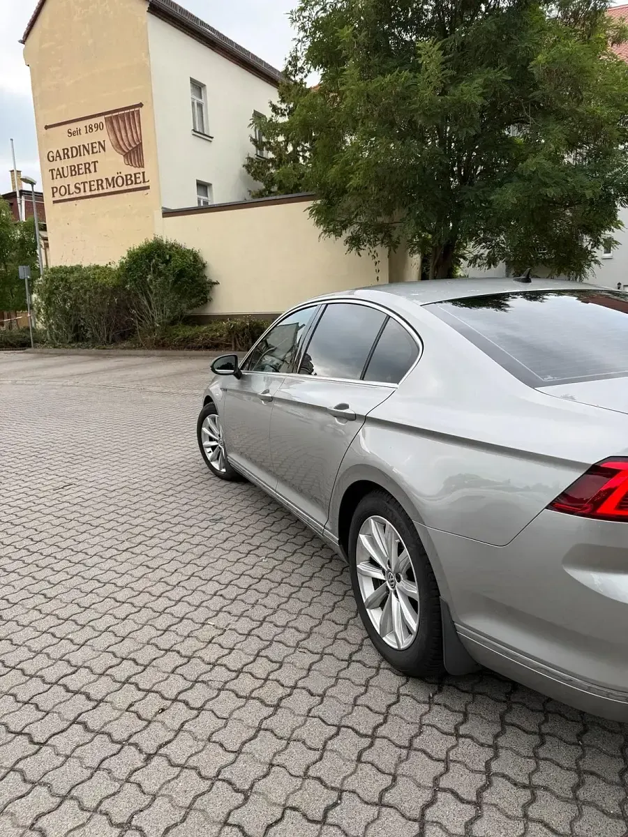 Gebraucht VW Passat Highline 190 PS (139 kW) 2015 Silber Limousine