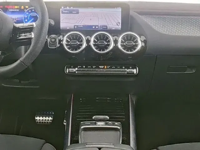 Gebraucht Mercedes EQA250 139 kW (190 PS) 2025 SUV