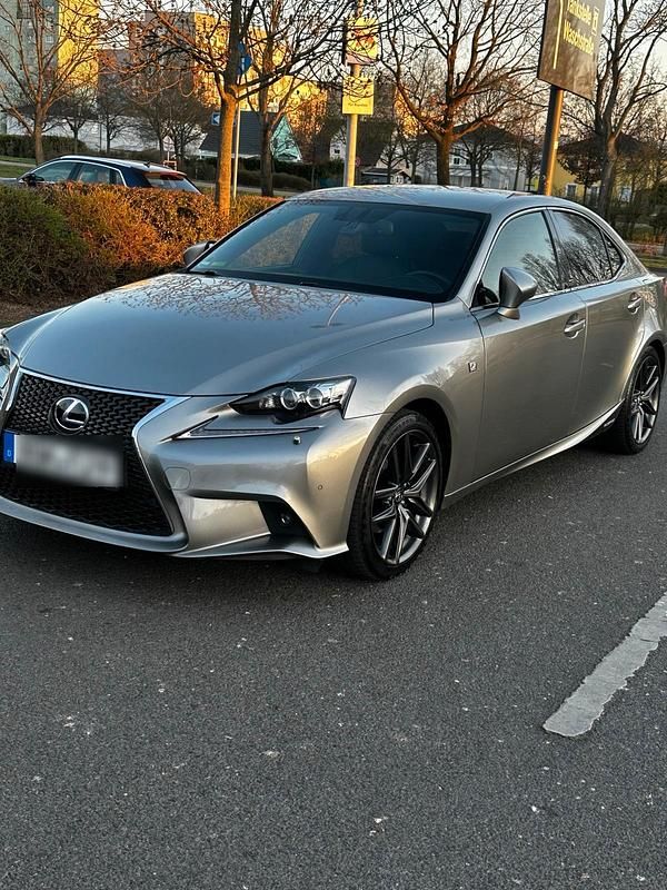 Silber Gebraucht 2014 Lexus IS300 Limousine | 13.500 € - Bild 1/4