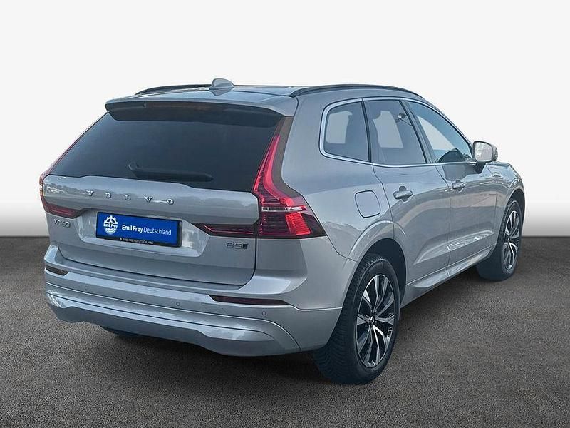 Gebraucht Volvo XC60 Core 250 PS (183 kW) 2024 Silber SUV