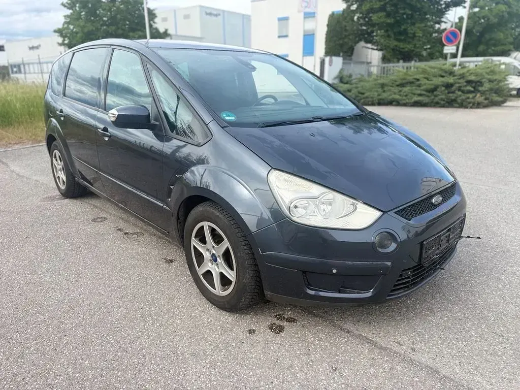 Gebraucht Ford S-MAX Titanium 140 PS (102 kW) 2007 Grau Van / Kleinbus