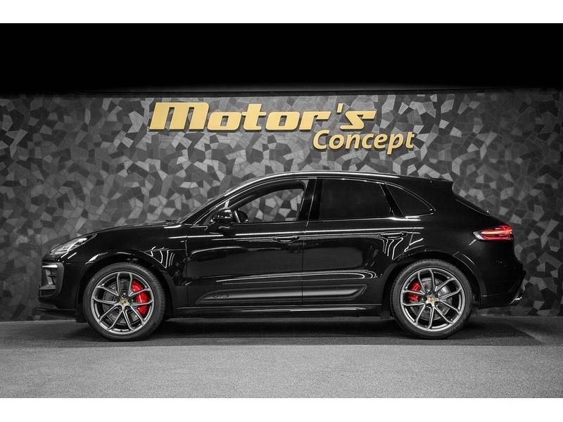 Gebraucht Porsche Macan 441 PS (324 kW) 2024 Schwarz SUV