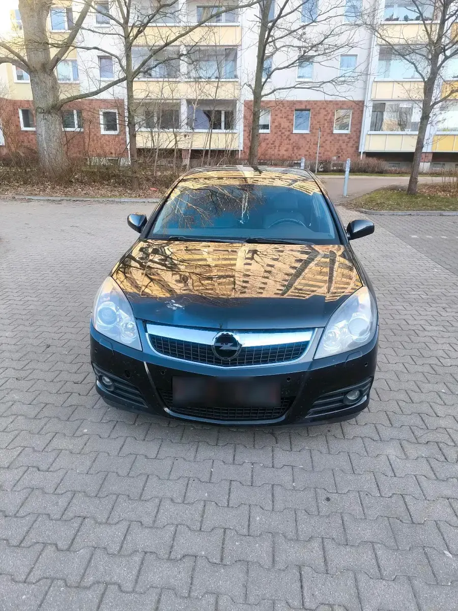 Gebraucht Opel Vectra 147 PS (108 kW) 2009 Schwarz Limousine