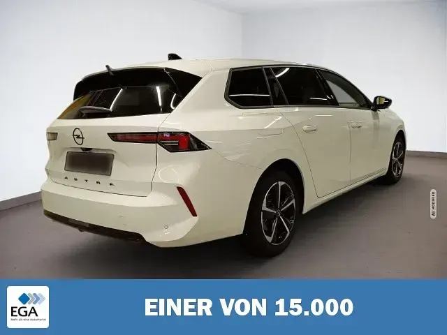 Gebraucht Opel Astra 131 PS (96 kW) 2024 Weiß Kleinwagen
