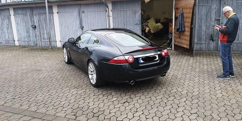 Gebraucht Jaguar XK 298 PS (219 kW) 2008 Schwarz Coupé