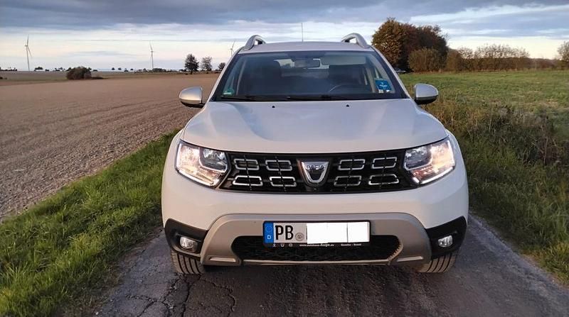 Weiß Gebraucht 2019 Dacia Duster Prestige SUV | 13.200 € (Guter Preis) - Bild 1/4