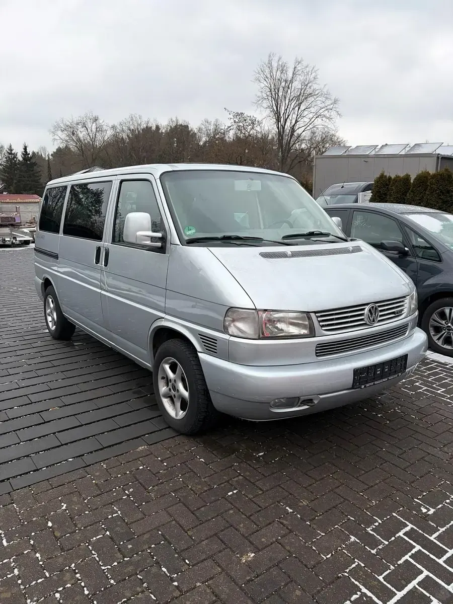 Gebraucht VW Multivan 102 PS (75 kW) 2003 Silber Van / Kleinbus
