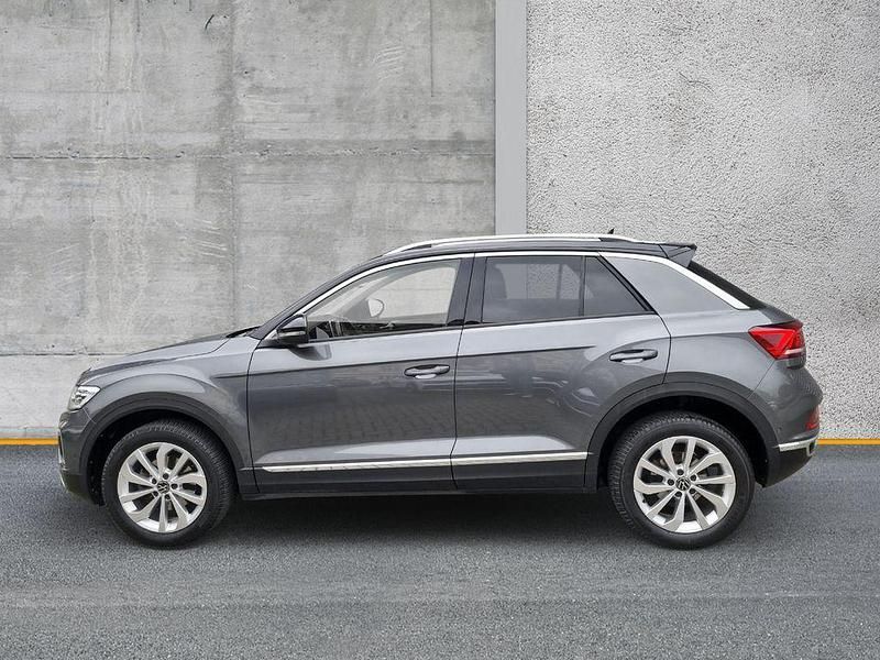 Gebraucht VW T-Roc Style 110 PS (80 kW) 2023 Außenfarbe: SUV