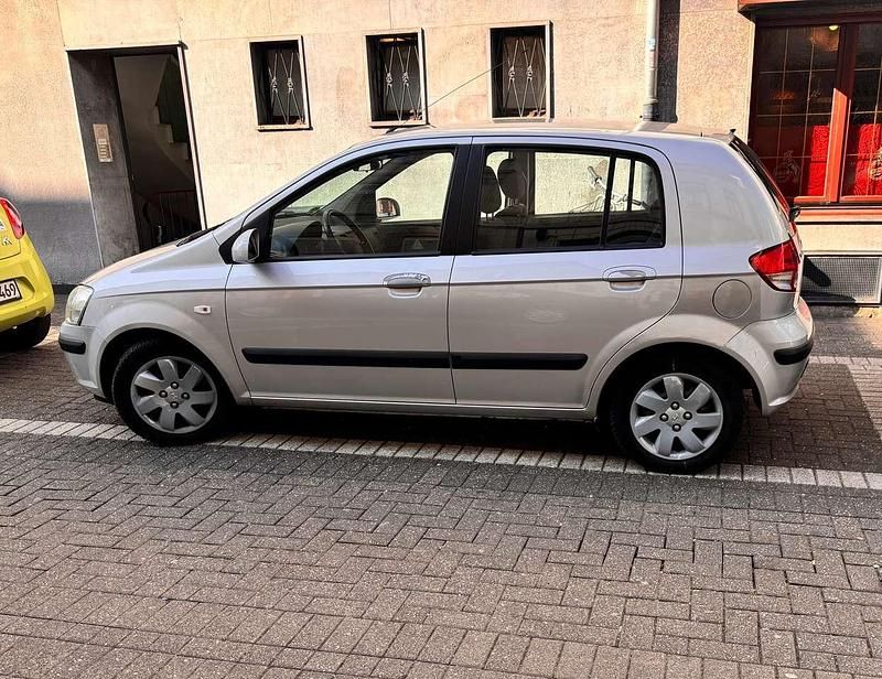 Silber Gebraucht 2005 Hyundai Getz GLS Kleinwagen | 1.800 € (Fairer Preis) - Bild 1/4