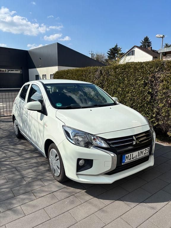 Gebraucht Mitsubishi Space Star 71 PS (52 kW) 2021 Weiß Kleinwagen