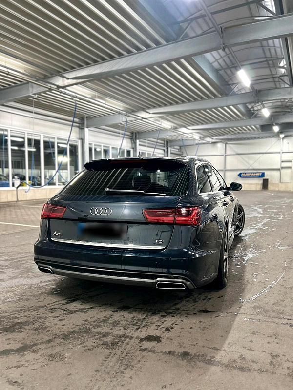 Gebraucht Audi A6 218 PS (160 kW) 2017 Andere farben Kombi