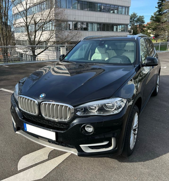 Schwarz Gebraucht 2017 BMW X5 Comfort Edition SUV | 36.600 € (Fairer Preis) - Bild 1/4