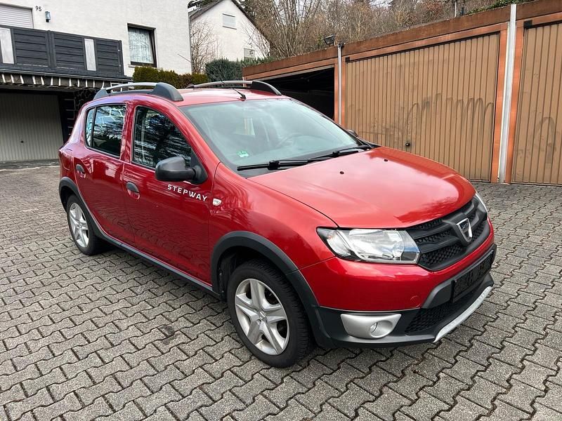 Gebraucht Dacia Sandero Stepway 90 PS (66 kW) 2014 Limousine