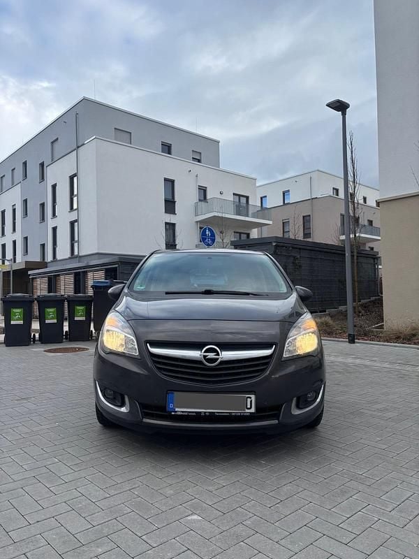 Gebraucht Opel Meriva Edition 140 PS (102 kW) 2015 Grau Van / Kleinbus