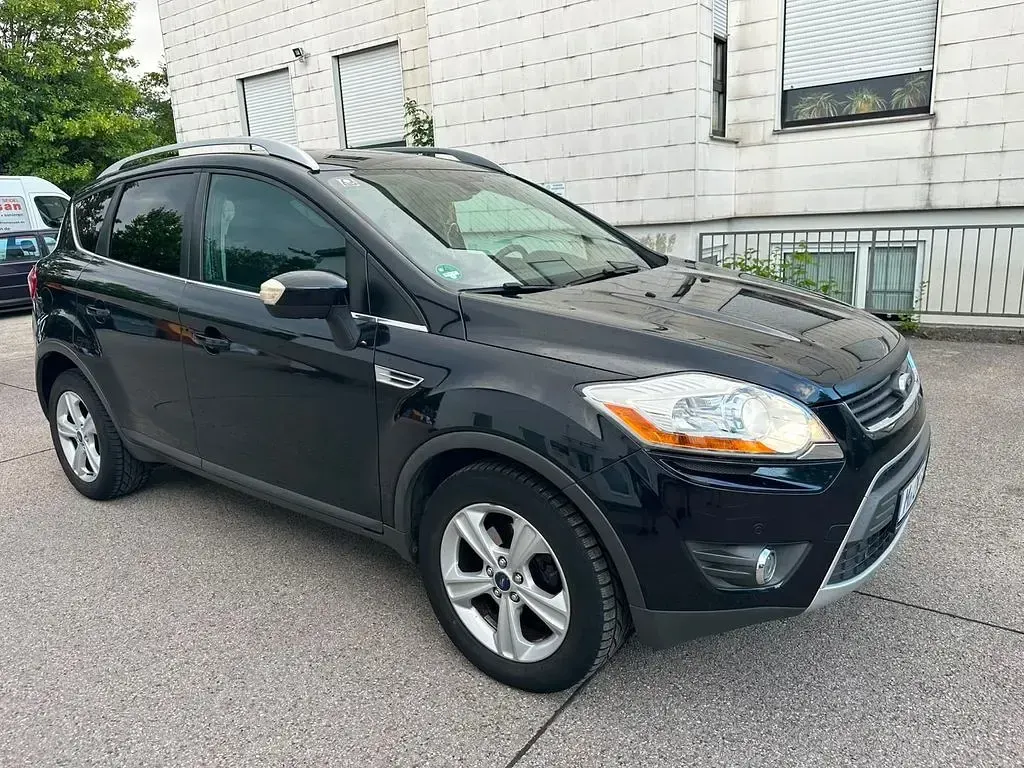 Gebraucht Ford Kuga Individual 163 PS (119 kW) 2011 Blau SUV