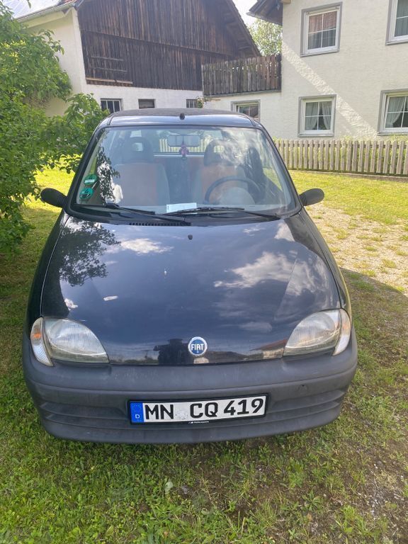 Schwarz Gebraucht 2005 Fiat Seicento Kleinwagen | 650 € (Guter Preis) - Bild 1/4