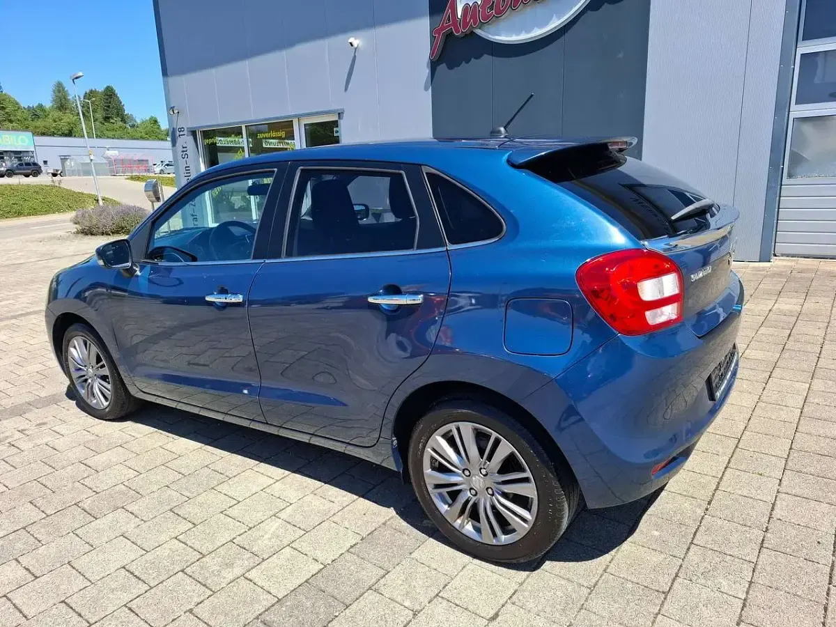 Gebraucht Suzuki Baleno 111 PS (81 kW) 2017 Blau Kleinwagen