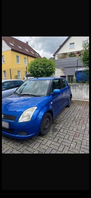 Second-hand Suzuki Swift 95 CP (69 kW) 2007 Albastru Hatchback