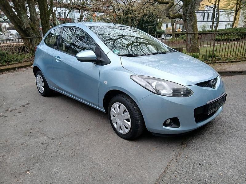 Gebraucht Mazda 2 Inclusive 86 PS (63 kW) 2009 Blau Kleinwagen