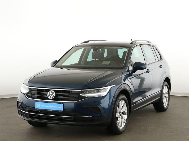 Gebraucht VW Tiguan Life 190 PS (139 kW) 2023 Blau SUV