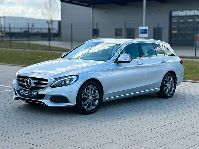 Second-hand Mercedes C220 Avantgarde 170 CP (125 kW) 2014 Argintiu Berlinǎ
