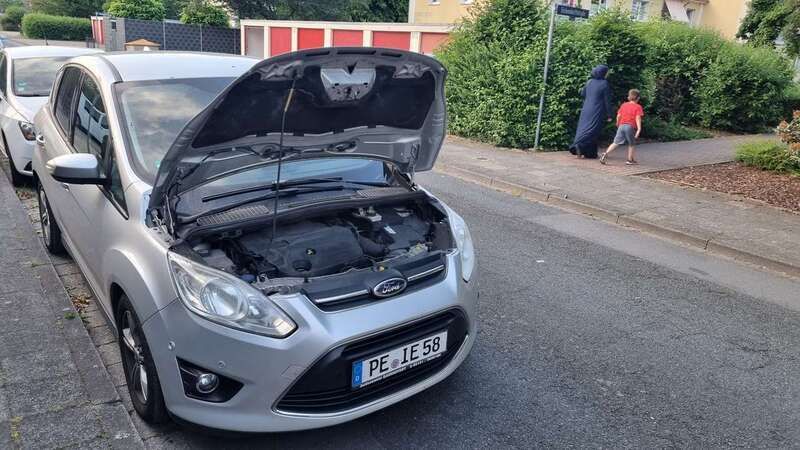 Gebraucht 2013 Ford C-MAX Champions Edition Van / Kleinbus | 4.500 € (Etwas zu teuer) - Bild 1/4