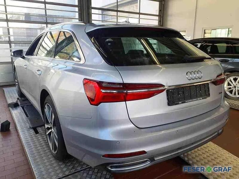 Gebraucht Audi A6 Design 204 PS (150 kW) 2022 Silber Kombi