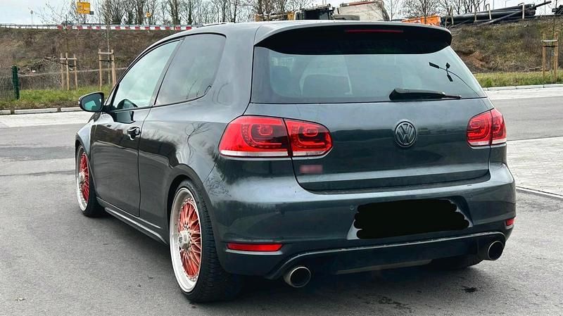 Gebraucht VW Golf GTI 230 PS (169 kW) 2010 Grau Coupé