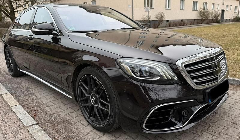 Gebraucht Mercedes S560 AMG 469 PS (344 kW) 2019 Schwarz Limousine