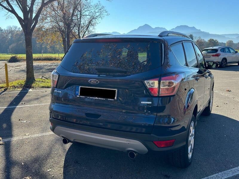 Gebraucht Ford Kuga SYNC Edition 120 PS (88 kW) 2018 Blau SUV