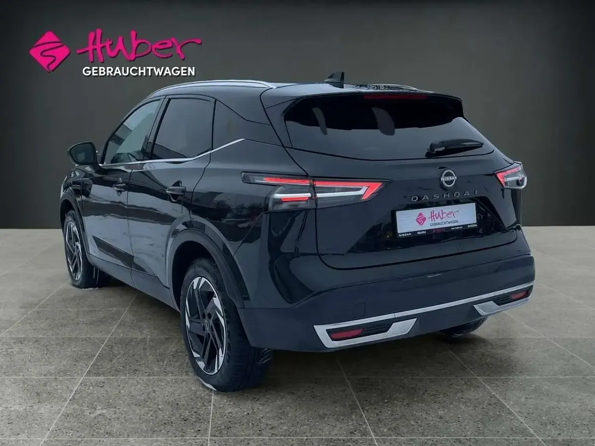 Gebraucht Nissan Qashqai N-Connecta 158 PS (116 kW) 2026 Schwarz SUV