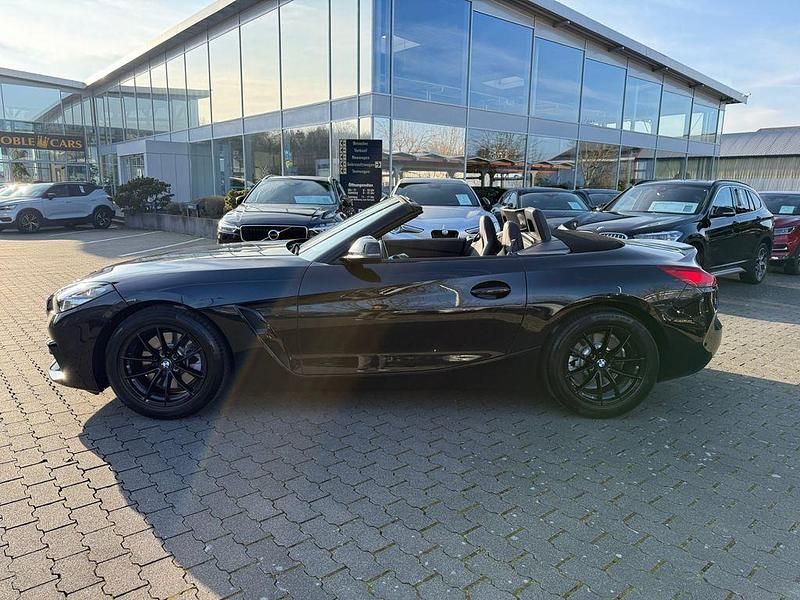 Gebraucht BMW Z4 Advantage 258 PS (189 kW) 2020 Saphirschwarz (metallic) Cabrio