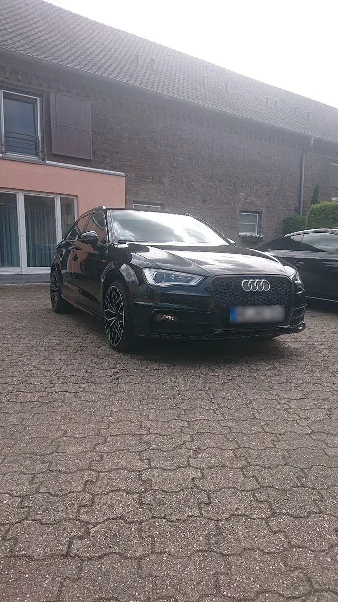 Gebraucht Audi A3 S-Line 110 PS (80 kW) 2015 Schwarz Limousine