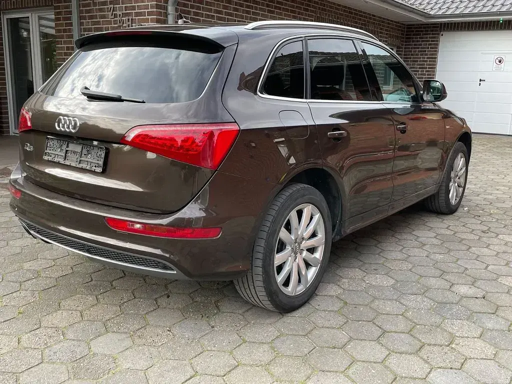 Gebraucht Audi Q5 Ambiente 170 PS (125 kW) 2011 Braun SUV