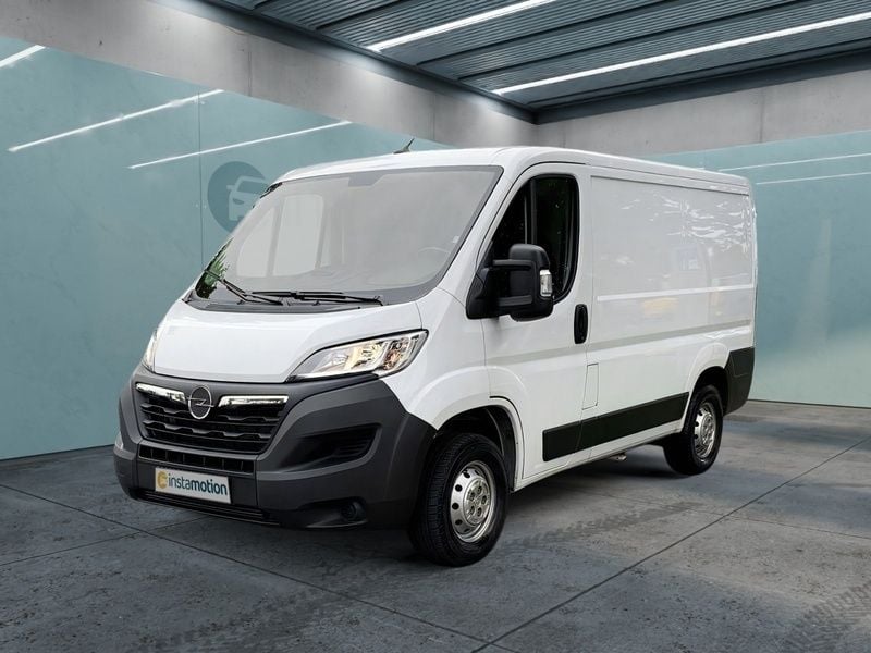 Weiß Gebraucht 2022 Opel Movano Edition Van | 23.600 € (Fairer Preis) - Bild 1/4