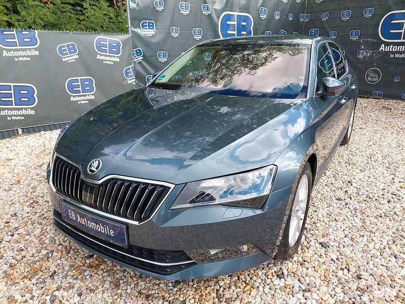 Grau Gebraucht 2017 Skoda Superb Style Limousine | 16.999 € (Guter Preis) - Bild 1/4