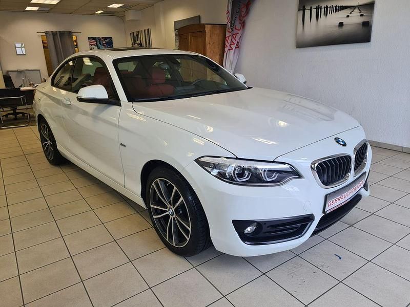 Gebraucht BMW 220 Sport Line 184 PS (135 kW) 2018 Weiß Coupé
