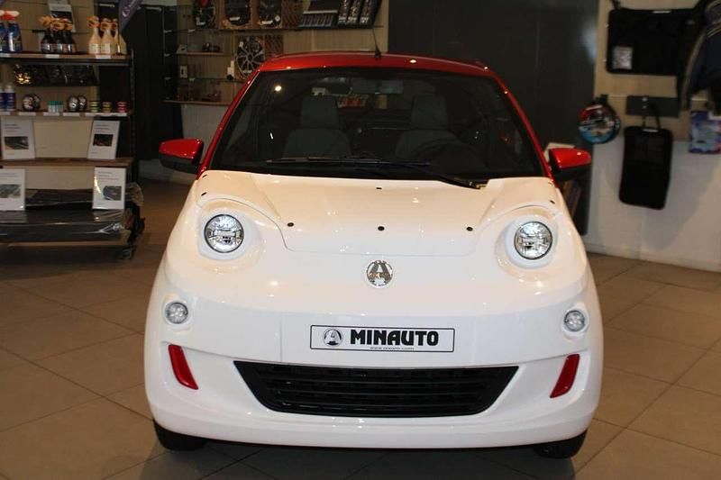 Ny Aixam Minauto Chic 2025 Hvid Hatchback