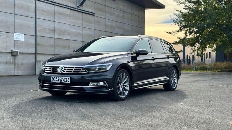 Gebraucht VW Passat Highline 150 PS (110 kW) 2019 Schwarz Kombi