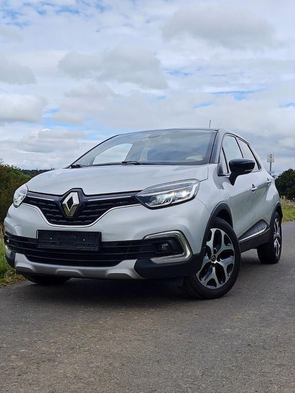 Silber Gebraucht 2019 Renault Captur Intens SUV | 12.950 € (Superpreis) - Bild 1/4