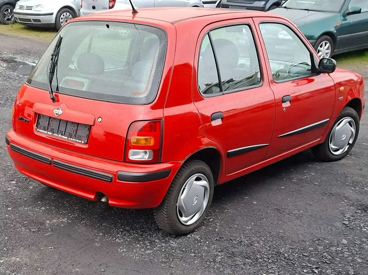 Gebraucht Nissan Micra 54 PS (39 kW) 1998 Other Kleinwagen