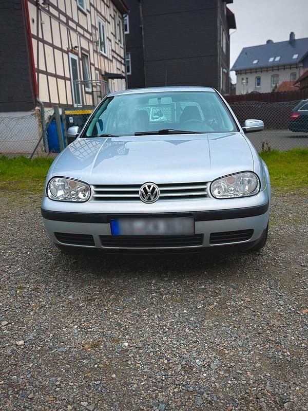 Gebraucht VW Golf IV 75 PS (55 kW) 2001 Silber Kleinwagen