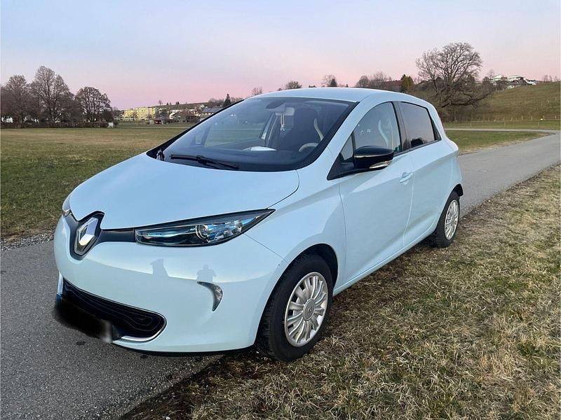 Gebraucht Renault Zoe 64 kW (88 PS) 2015 Blau Kleinwagen