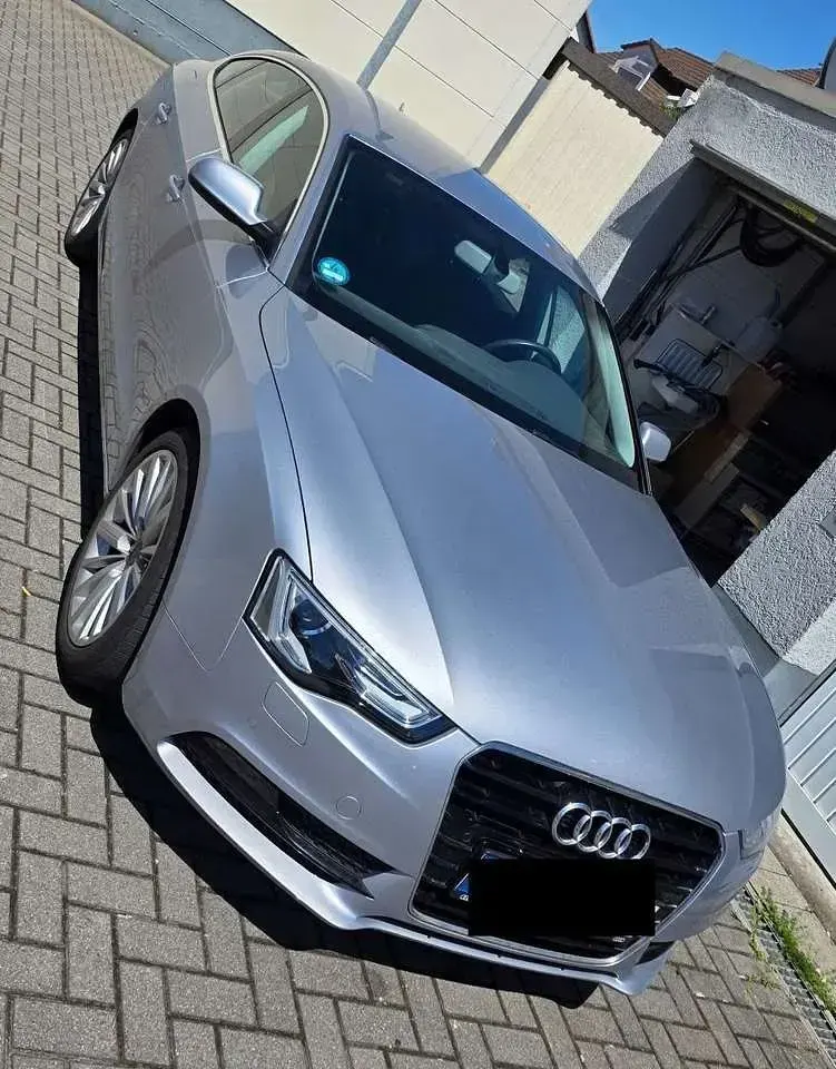 Gebraucht Audi A5 Design 136 PS (100 kW) 2016 Silber Coupé