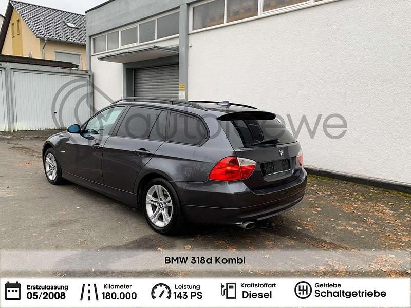 Gebraucht BMW 318 143 PS (105 kW) 2008 Sparkling graphite metallic Kombi