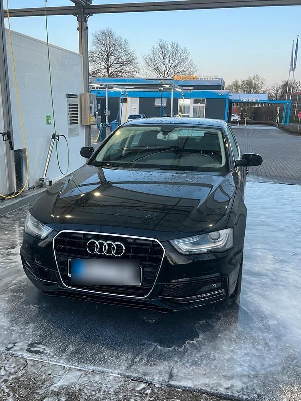 Gebraucht Audi A4 S-Line 150 PS (110 kW) 2015 Schwarz Limousine