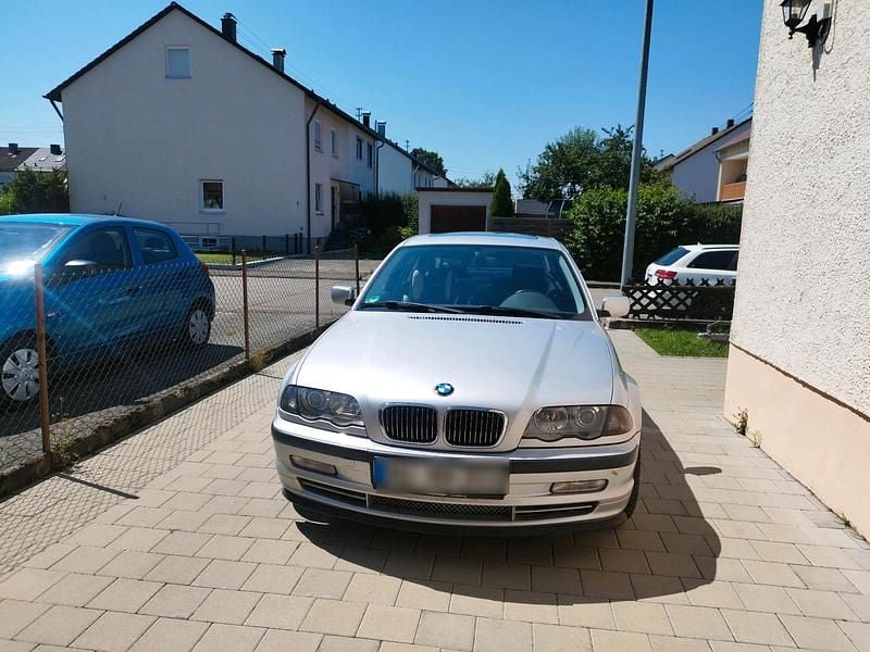 Gebraucht 2003 BMW 330 Limousine | 3.500 € (Superpreis) - Bild 1/4