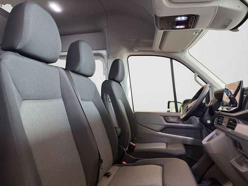 Neu VW Crafter 177 PS (130 kW) 2025 Candyweiß Van