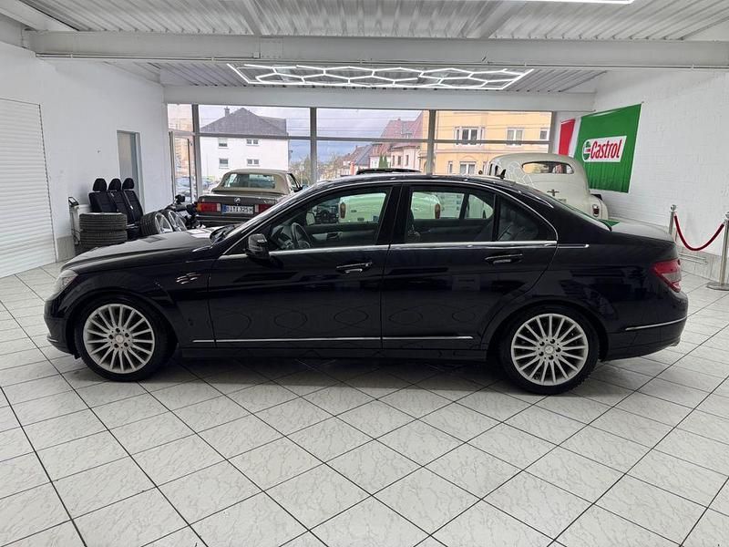 Gebraucht Mercedes C300 231 PS (169 kW) 2010 Schwarz Limousine